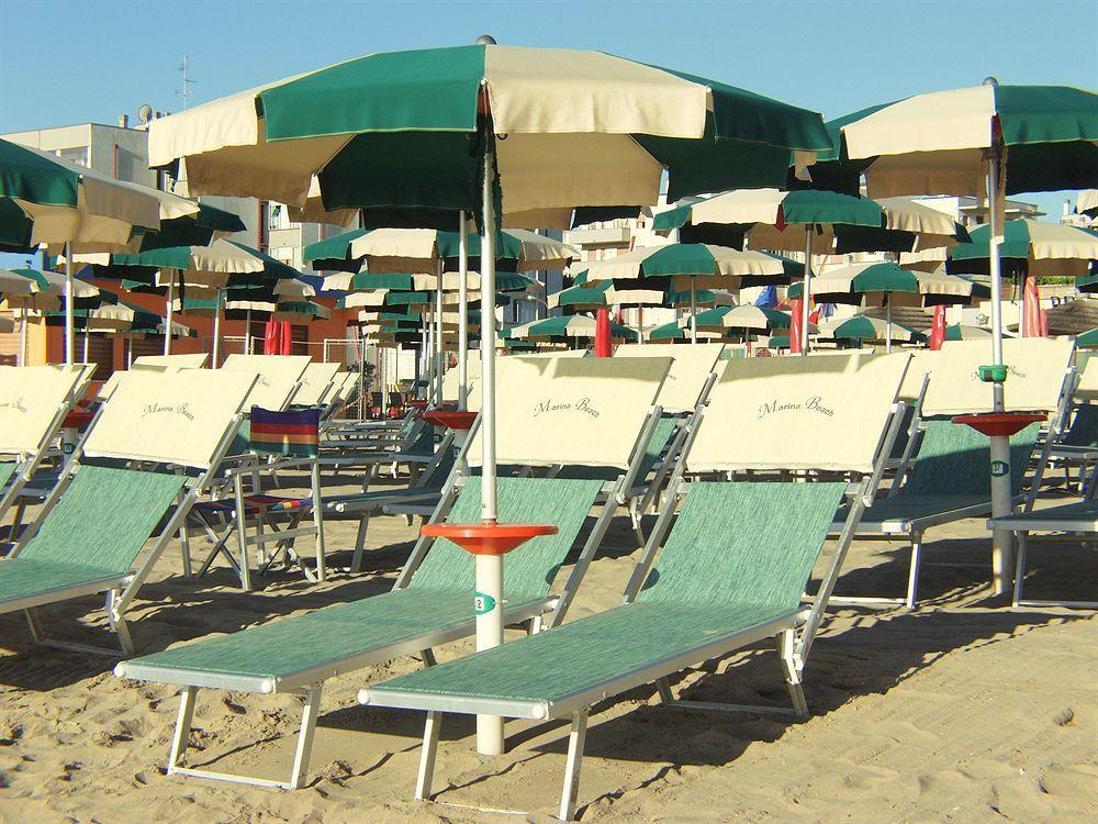 Hotel Marina Beach - Azzurro Club Ravenna Buitenkant foto