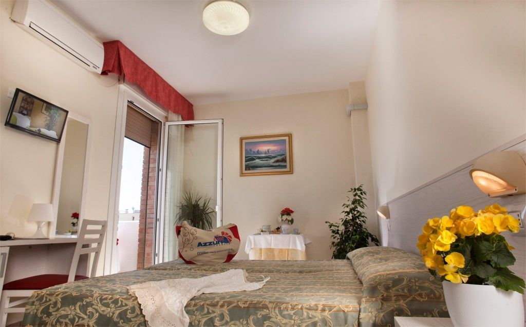 Hotel Marina Beach - Azzurro Club Ravenna Buitenkant foto